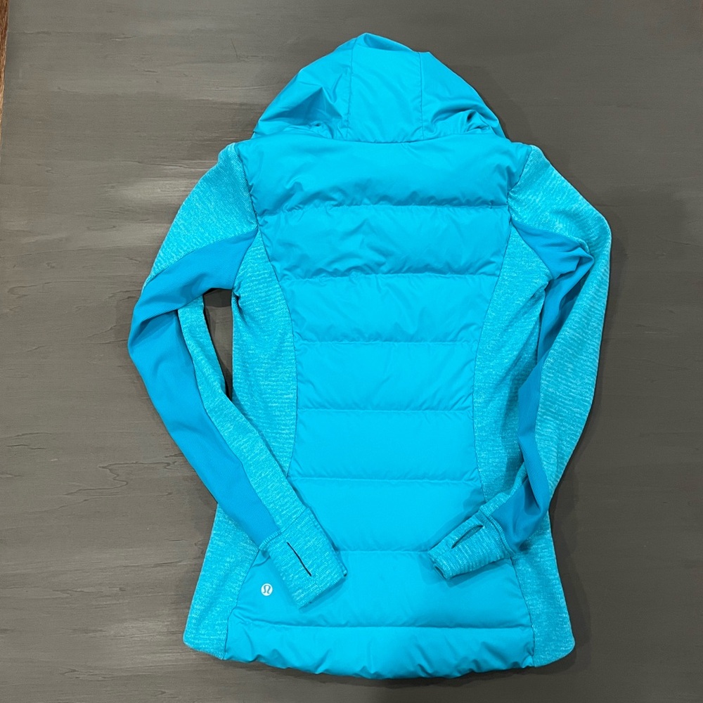 Lululemon Down Active Jacket Size 4 - image 4